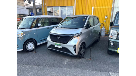 日産 サクラ G（シルバー）